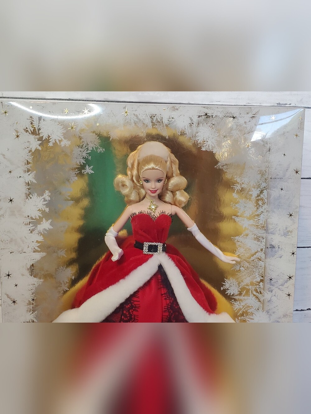 2007 Holiday Barbie Collector Doll Christmas Red Velvet Dress NRFB Mattel Sealed - Picture 2 of 7